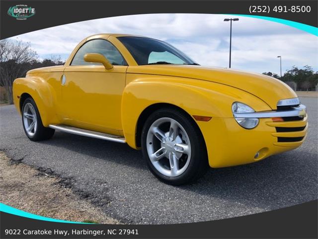 2004 Chevrolet SSR (CC-2017631) for sale in Harbinger, North Carolina