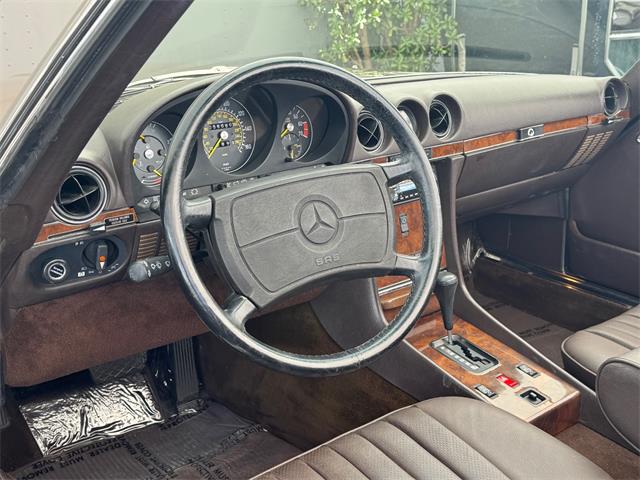 1987 Mercedes-Benz 560 (CC-2019437) for sale in Los Angeles, California