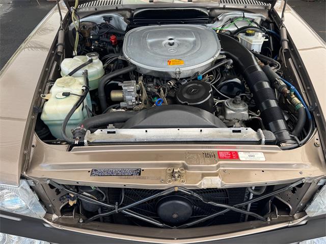 1987 Mercedes-Benz 560 (CC-2019437) for sale in Los Angeles, California