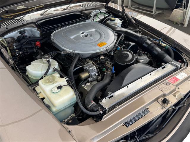 1987 Mercedes-Benz 560 (CC-2019437) for sale in Los Angeles, California