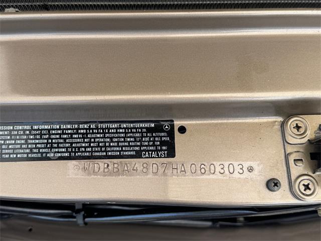 1987 Mercedes-Benz 560 (CC-2019437) for sale in Los Angeles, California