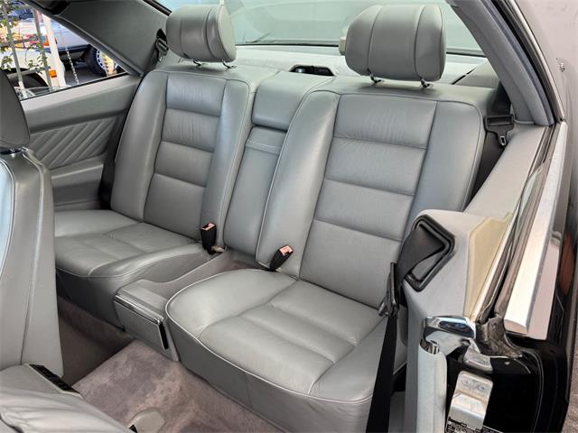 1989 Mercedes-Benz 560 (CC-2019492) for sale in Los Angeles, California
