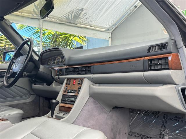 1989 Mercedes-Benz 560 (CC-2019492) for sale in Los Angeles, California