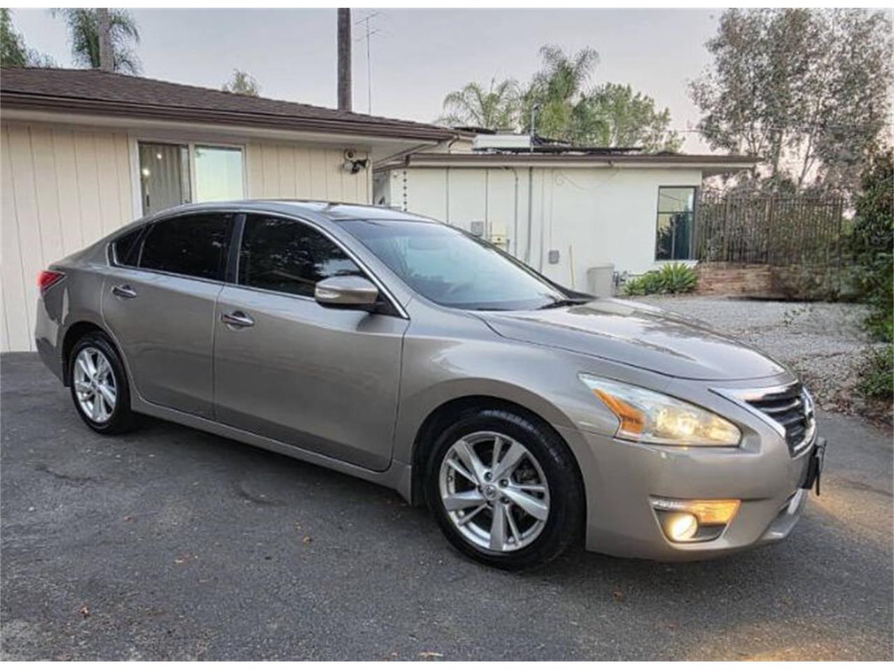 2015 Nissan Altima for Sale | ClassicCars.com | CC-2022177