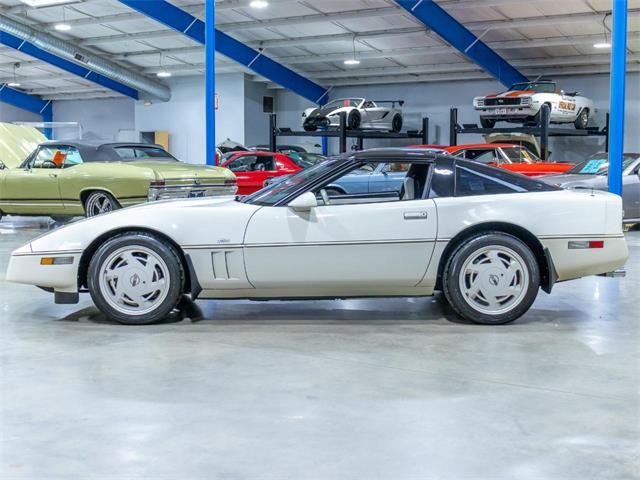 1988 Chevrolet Corvette (CC-2022580) for sale in Salem, Ohio
