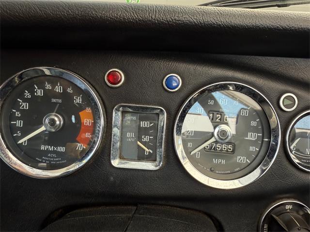 1973 MG MGB (CC-2029176) for sale in Los Angeles, California