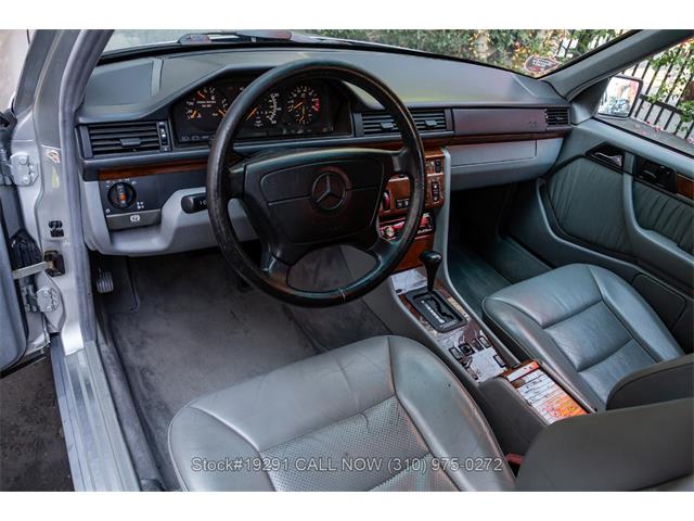 1992 Mercedes-Benz 400E (CC-2032094) for sale in Beverly Hills, California