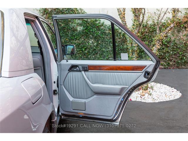 1992 Mercedes-Benz 400E (CC-2032094) for sale in Beverly Hills, California