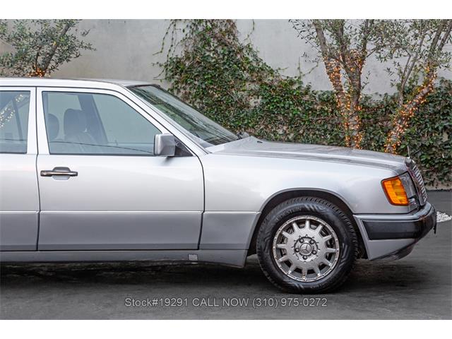 1992 Mercedes-Benz 400E (CC-2032094) for sale in Beverly Hills, California