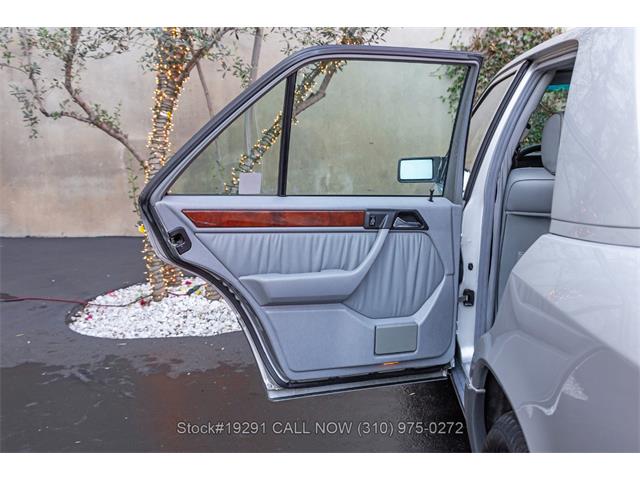1992 Mercedes-Benz 400E (CC-2032094) for sale in Beverly Hills, California
