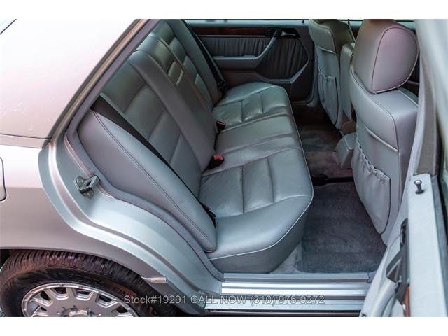 1992 Mercedes-Benz 400E (CC-2032094) for sale in Beverly Hills, California