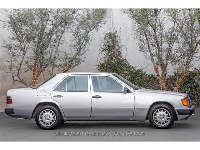 1992 Mercedes-Benz 400E (CC-2032094) for sale in Beverly Hills, California