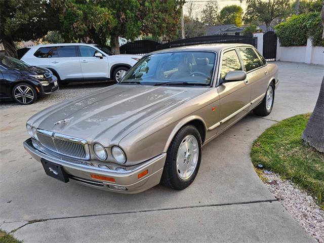 1995 Jaguar XJ (CC-2032458) for sale in Woodland Hills, California