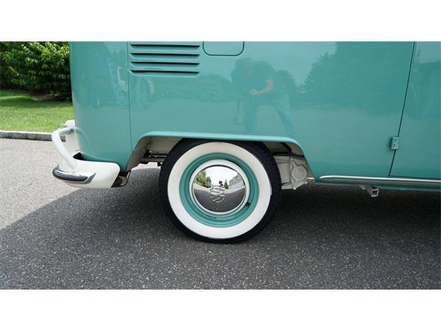 1964 Volkswagen Bus (CC-2033032) for sale in Old Bethpage , New York