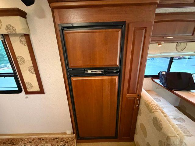 2002 Itasca Horizon (CC-2034612) for sale in Seattle, Washington
