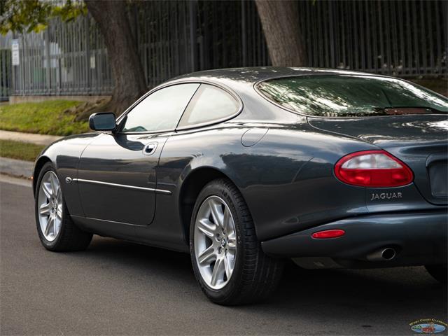 2000 Jaguar XK8 (CC-2030667) for sale in Torrance, California