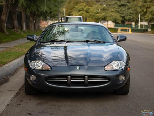 2000 Jaguar XK8 (CC-2030667) for sale in Torrance, California