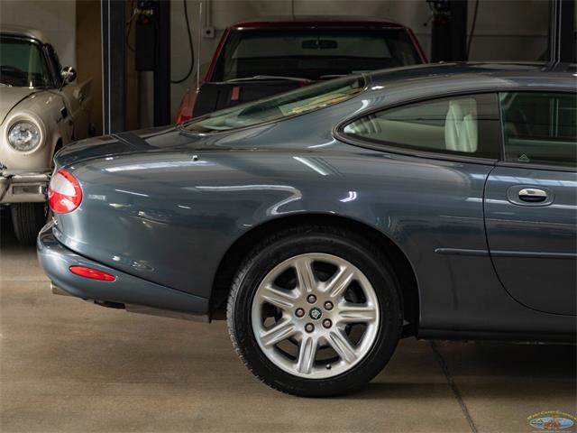 2000 Jaguar XK8 (CC-2030667) for sale in Torrance, California