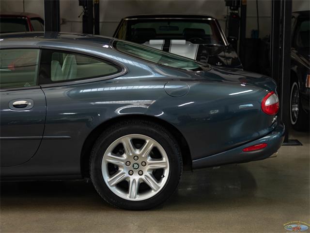 2000 Jaguar XK8 (CC-2030667) for sale in Torrance, California