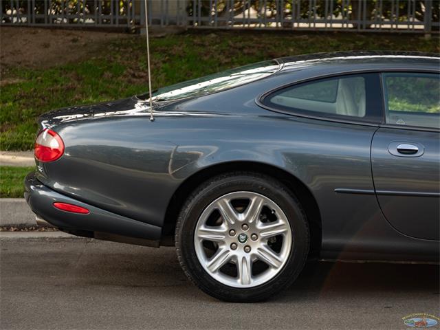 2000 Jaguar XK8 (CC-2030667) for sale in Torrance, California