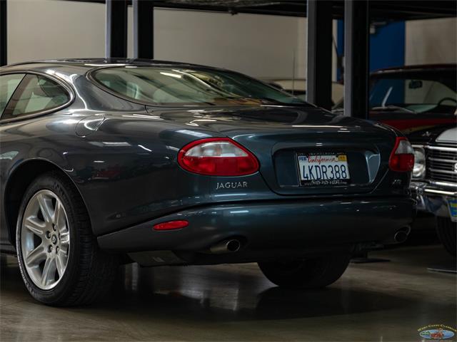 2000 Jaguar XK8 (CC-2030667) for sale in Torrance, California