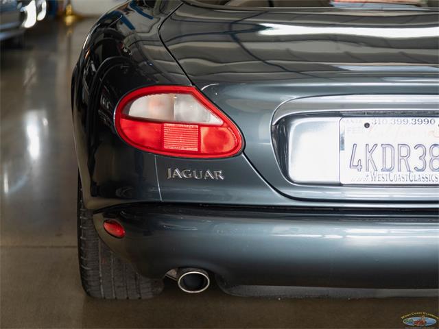 2000 Jaguar XK8 (CC-2030667) for sale in Torrance, California