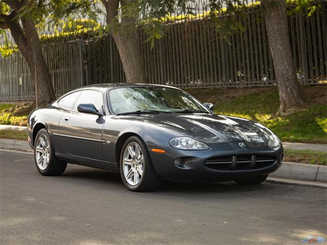 2000 Jaguar XK8 (CC-2030667) for sale in Torrance, California