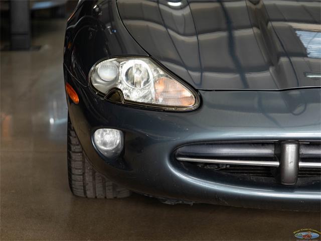 2000 Jaguar XK8 (CC-2030667) for sale in Torrance, California