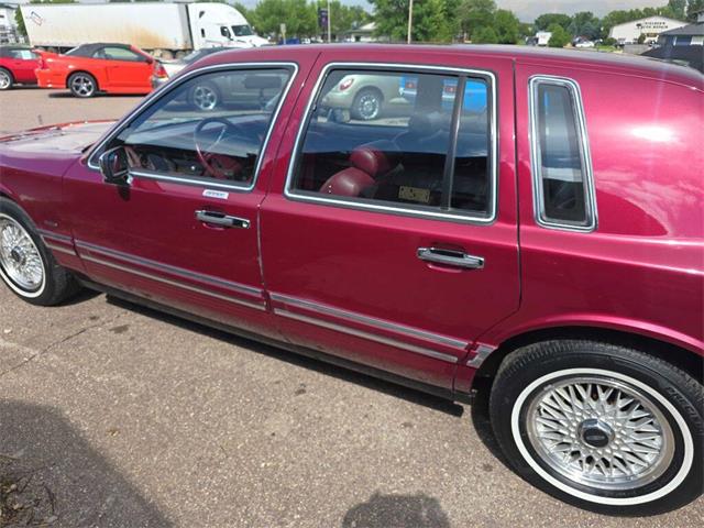 1993 Lincoln Town Car (CC-2036730) for sale in Spirit Lake, Iowa
