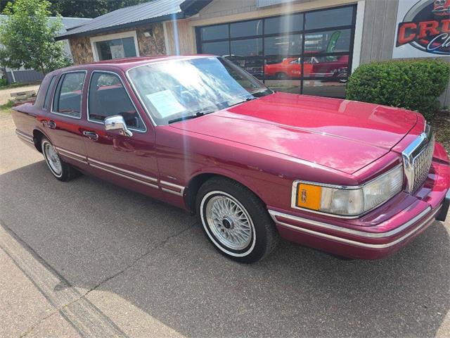 1993 Lincoln Town Car (CC-2036730) for sale in Spirit Lake, Iowa