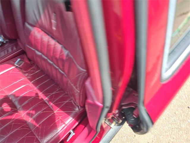 1993 Lincoln Town Car (CC-2036730) for sale in Spirit Lake, Iowa