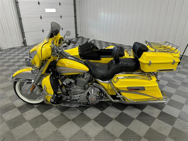 2005 Harley-Davidson FLHT (CC-2037064) for sale in North East, Pennsylvania