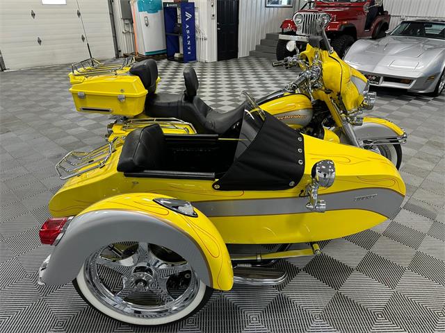 2005 Harley-Davidson FLHT (CC-2037064) for sale in North East, Pennsylvania