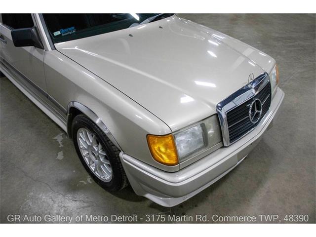 1986 Mercedes-Benz 230E (CC-2037701) for sale in Kentwood, Michigan