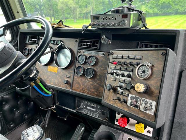 1995 Kenworth T600 (CC-2039289) for sale in Heath, Ohio