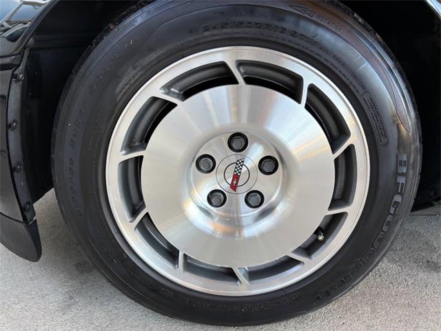 1986 Chevrolet Corvette (CC-2045417) for sale in Bradenton, Florida