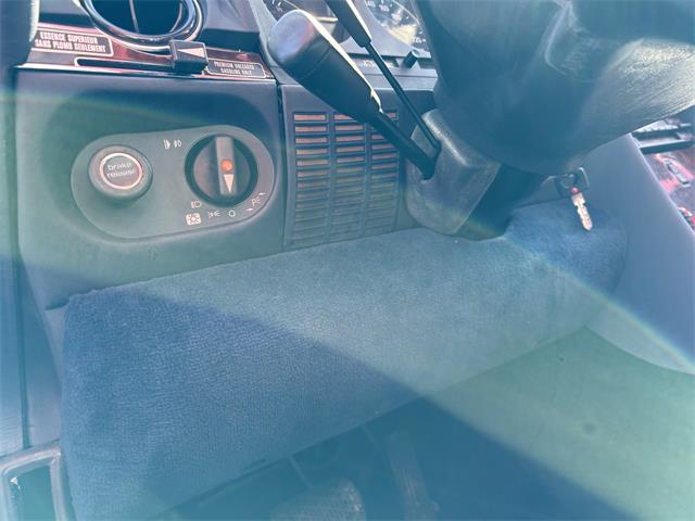 1987 Mercedes-Benz 560SL (CC-2045578) for sale in Montreal , Quebec