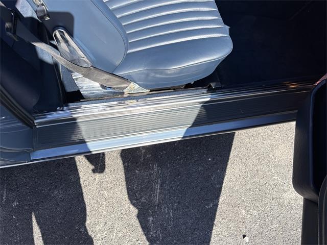 1987 Mercedes-Benz 560SL (CC-2045578) for sale in Montreal , Quebec