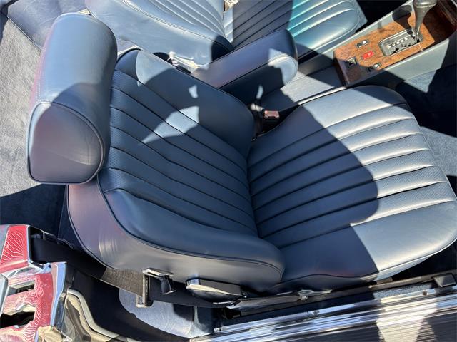 1987 Mercedes-Benz 560SL (CC-2045578) for sale in Montreal , Quebec