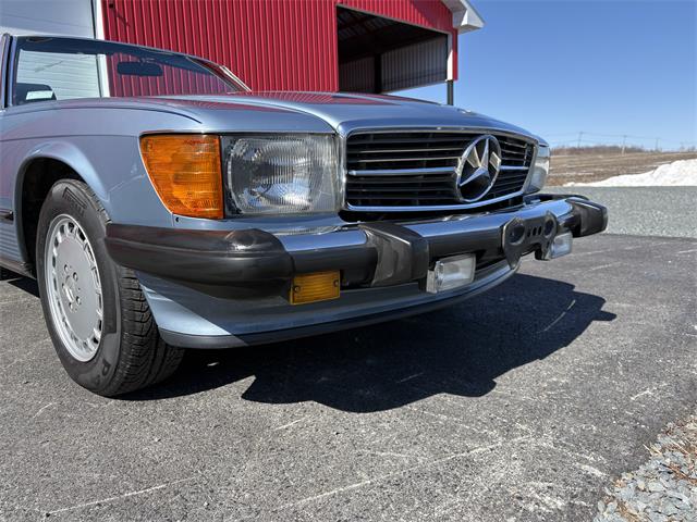 1987 Mercedes-Benz 560SL (CC-2045578) for sale in Montreal , Quebec