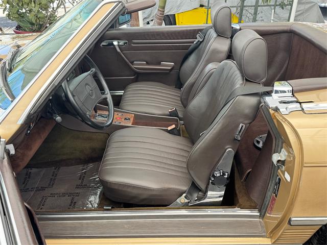 1987 Mercedes-Benz 560 (CC-2047190) for sale in Los Angeles, California