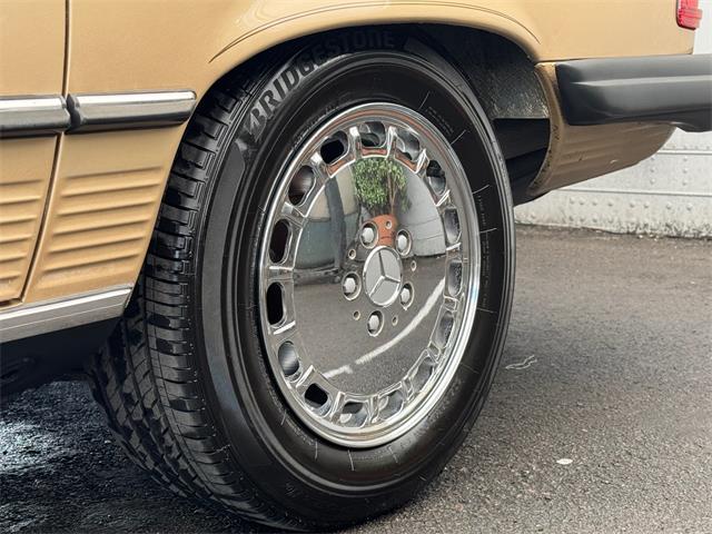 1987 Mercedes-Benz 560 (CC-2047190) for sale in Los Angeles, California