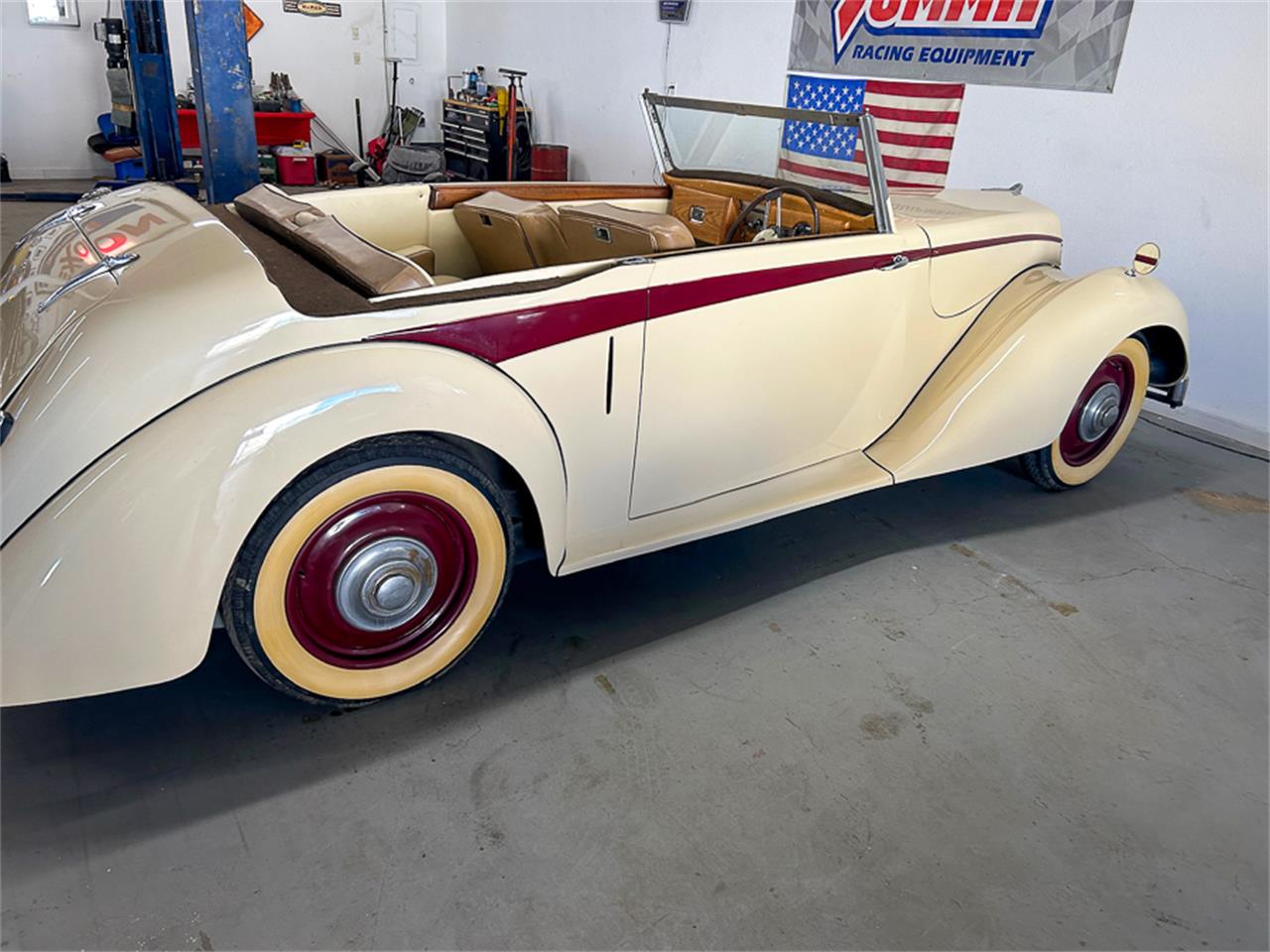 1948 Armstrong-Siddeley Lancaster Saloon