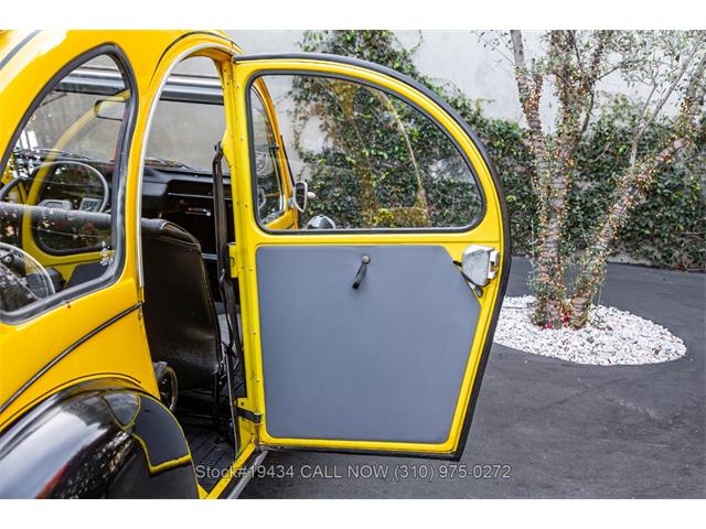 1974 Citroen 2CV (CC-2049396) for sale in Beverly Hills, California
