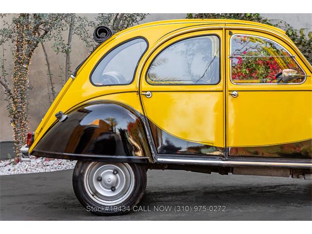 1974 Citroen 2CV (CC-2049396) for sale in Beverly Hills, California