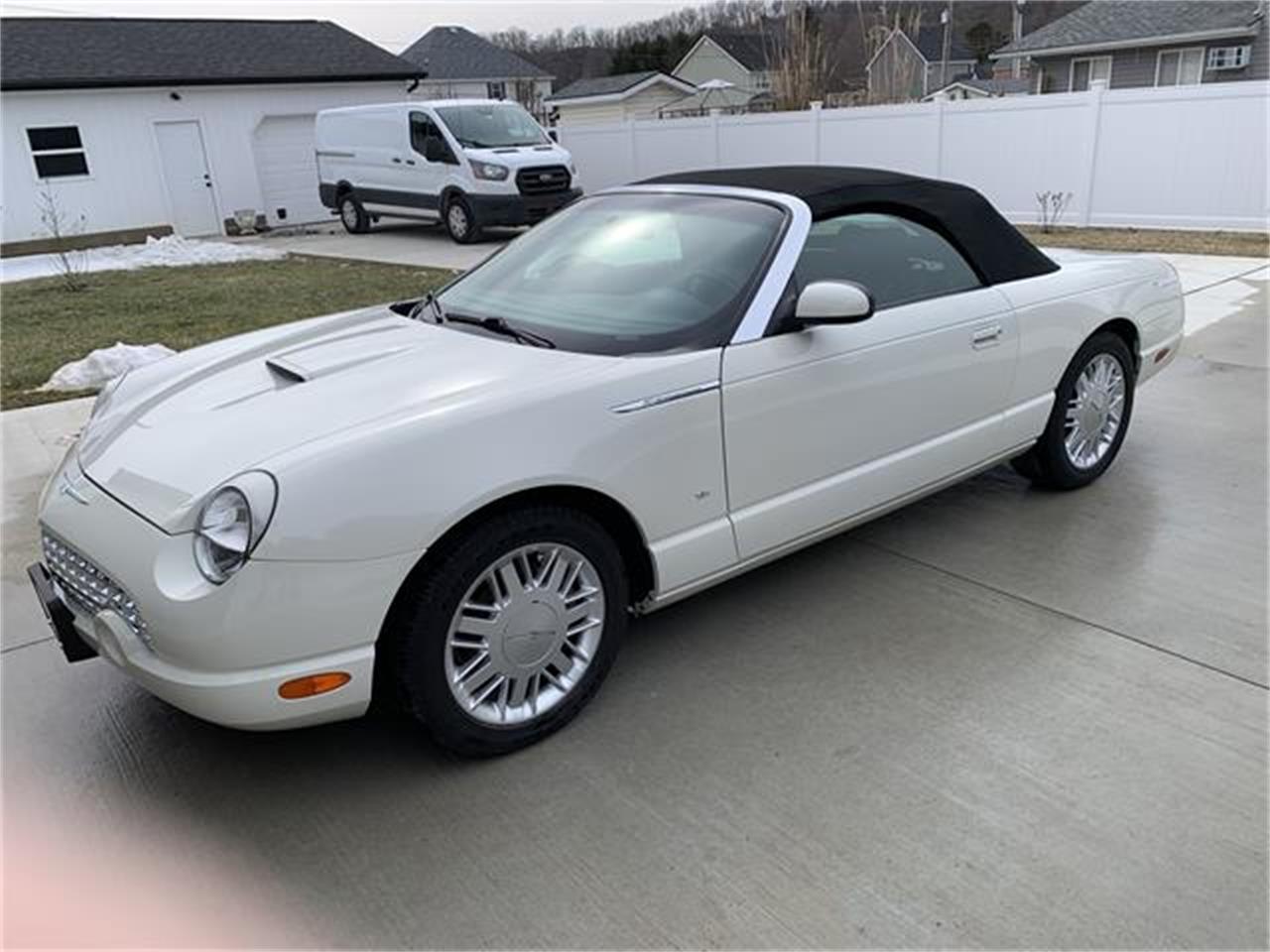 Zu verkaufen: 2003er Ford Thunderbird in Crown City, Ohio