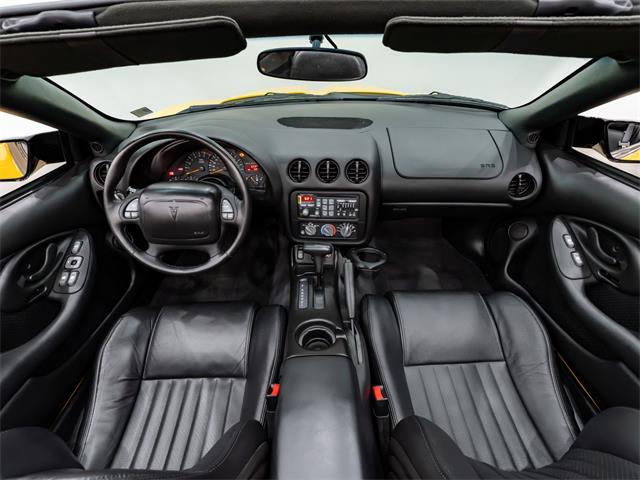 2002 Pontiac Firebird (CC-2053269) for sale in Kelowna, British Columbia