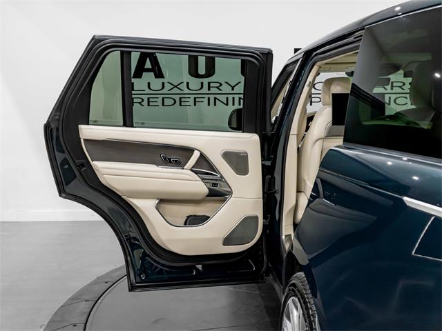 2023 Land Rover Range Rover (CC-2053325) for sale in Kelowna, British Columbia