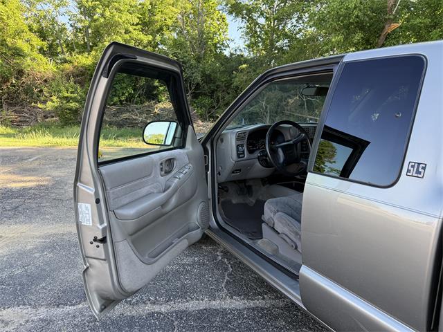 2002 GMC Sonoma (CC-2054331) for sale in Milford, Ohio