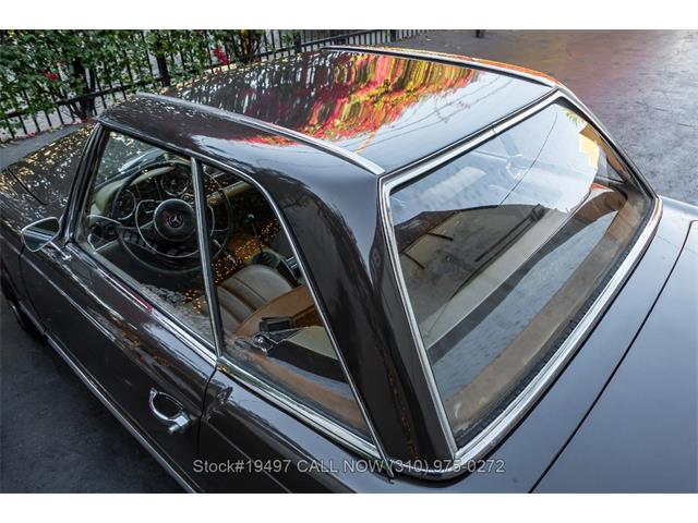 1966 Mercedes-Benz 230SL (CC-2054534) for sale in Beverly Hills, California